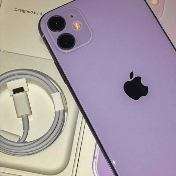 I have 3 iPhone 12 for sale unlocked work amazing 400$ for each - Picture 2 of 3